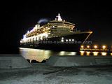 Queen Mary leaving Port Zante