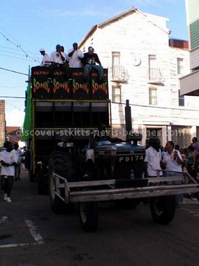 Click to see next image from the 2005 St Kitts Children Carnival Parade photo album